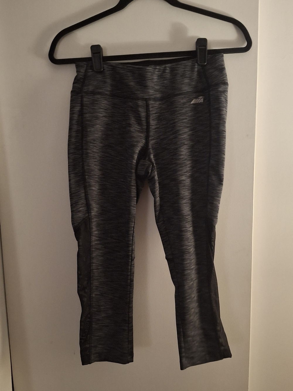 Avia Heathered Black Athletic Leggings